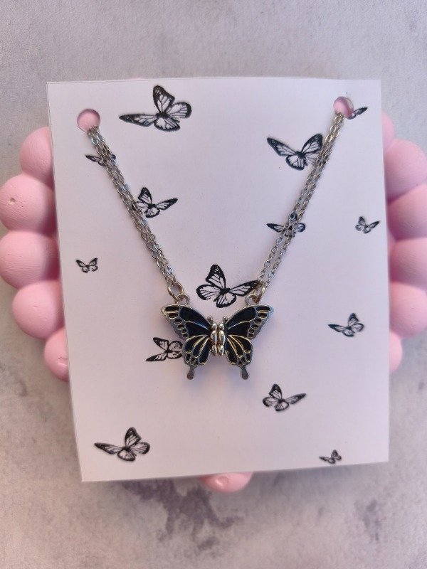 Producto - Collares Mari blanco o negro - 1
