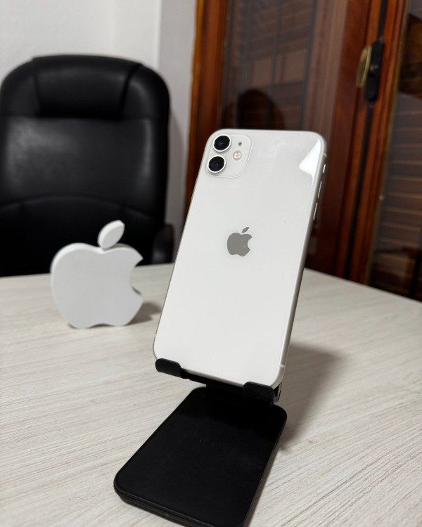 Producto - iPhone 11 (3)