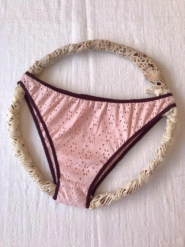 Producto - Vedetina clásica Azucena broderie rosa