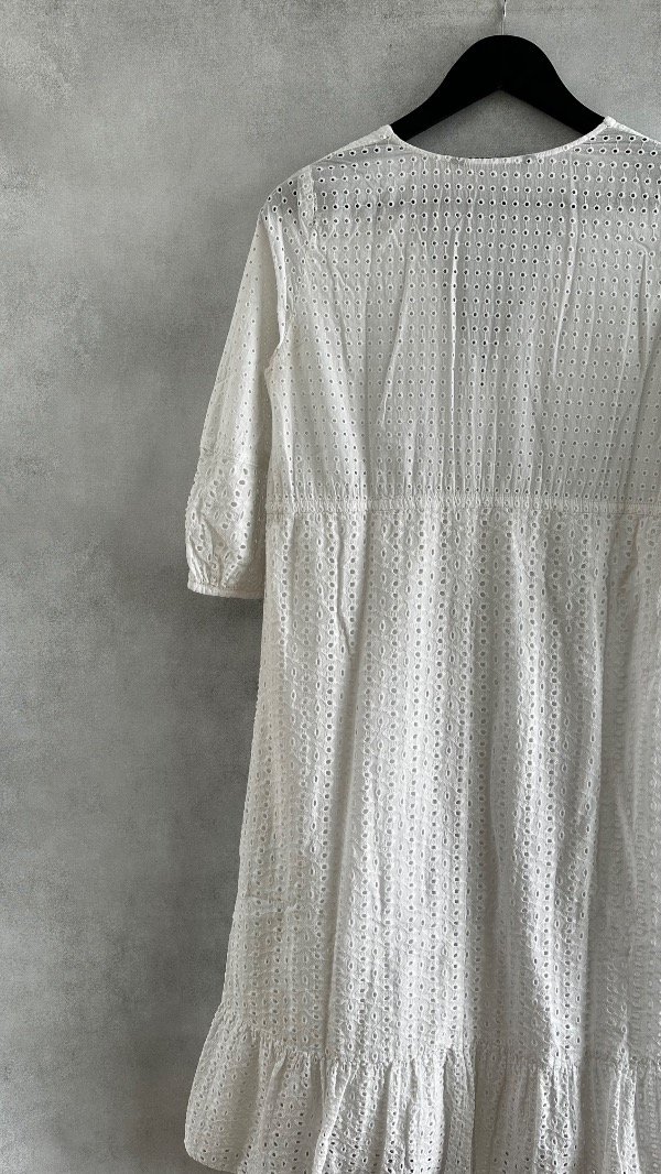 Producto - Vestido bordado perforado Zara - 10