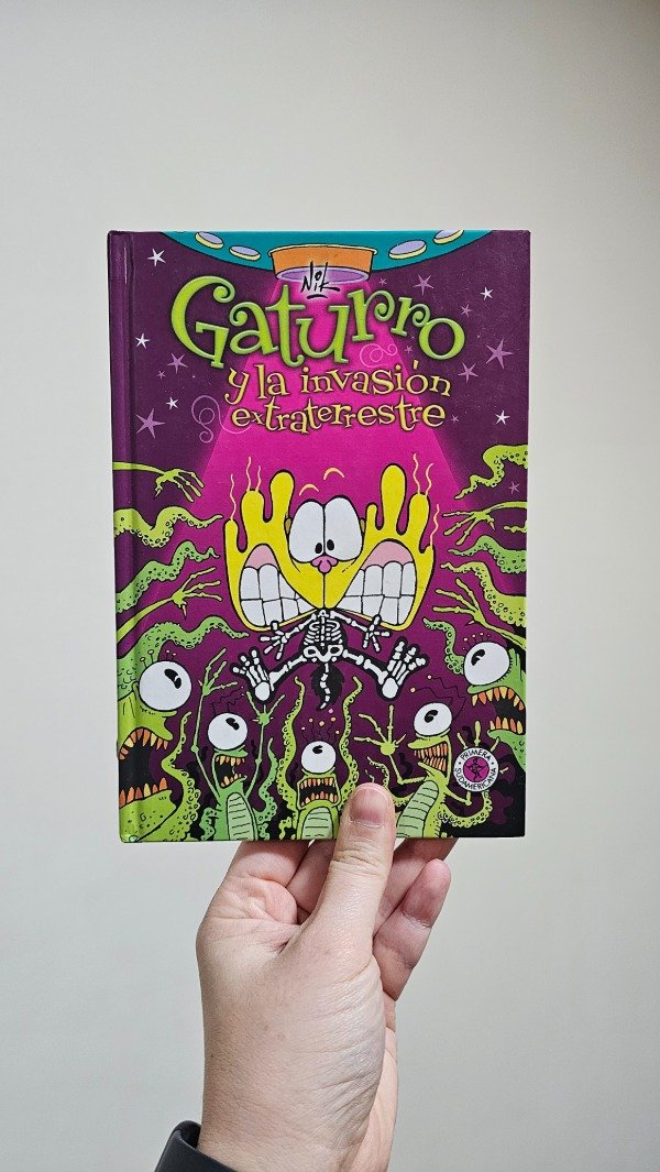 Producto - Gaturro y la invasión extraterrestre -  Nik