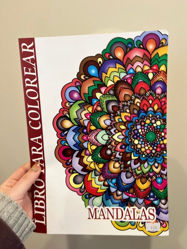 Producto - LIBRO PARA COLOREAR MANDALAS BORDO