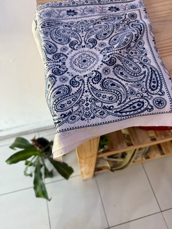 Producto - Pañuelo Rina