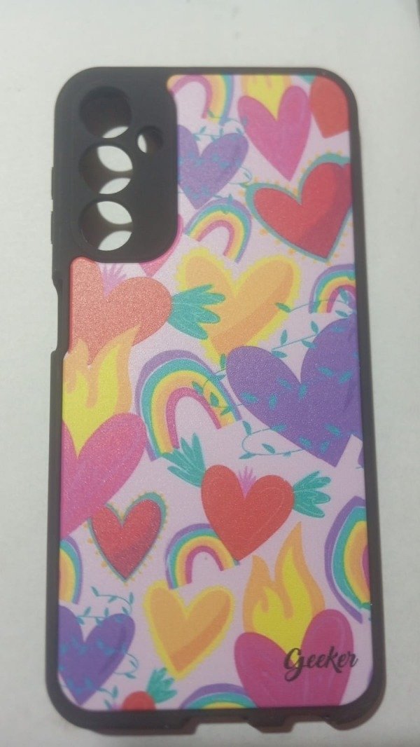 Producto - Funda Semi Rígida Alto Impacto Corazones para Samsung A24