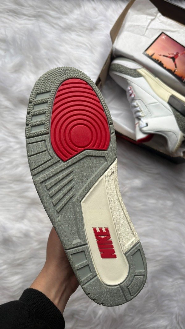 Producto - JORDAN RETRO 3 WHITE CEMENT - 3