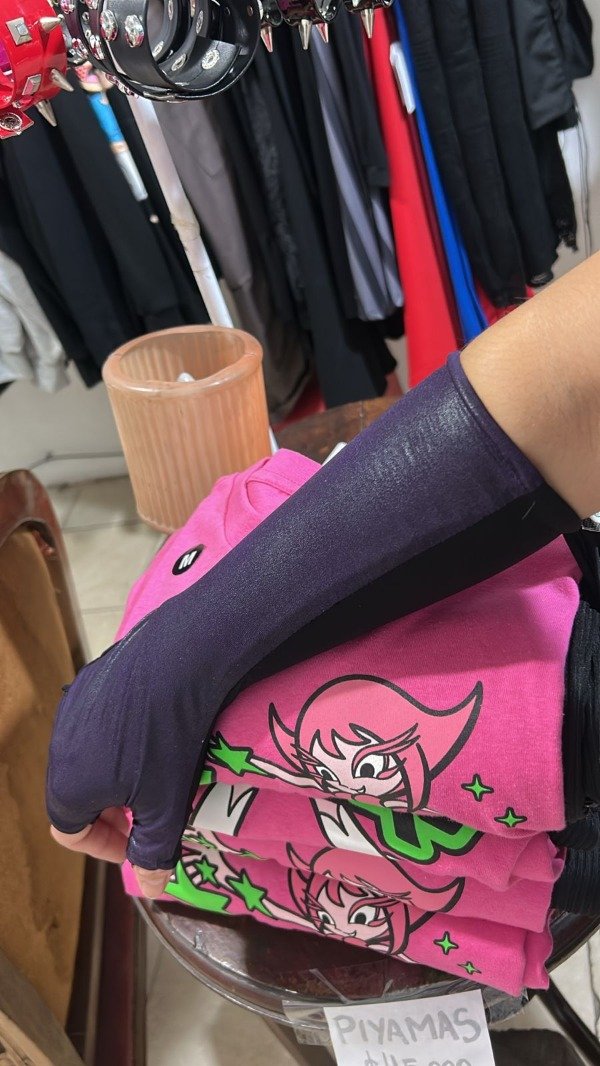 Producto - mitones purpura bloodyqueen