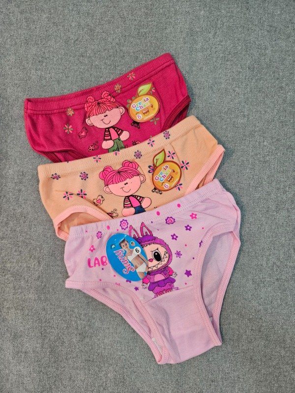 Producto - BOMBI DE NENA TALLE 6 (A18 F)