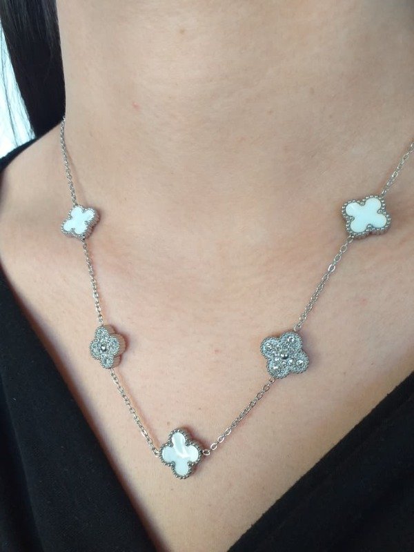 Producto - AQC0037 Collar 5 Van Cleef nacar y strass