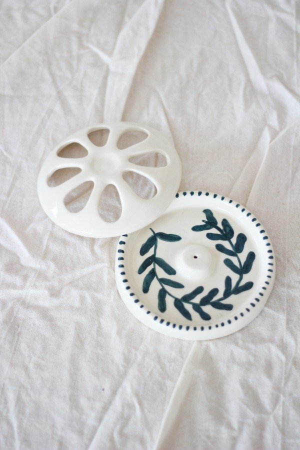 Producto - Porta espiral / sahumerio Bouyí Flores petróleo