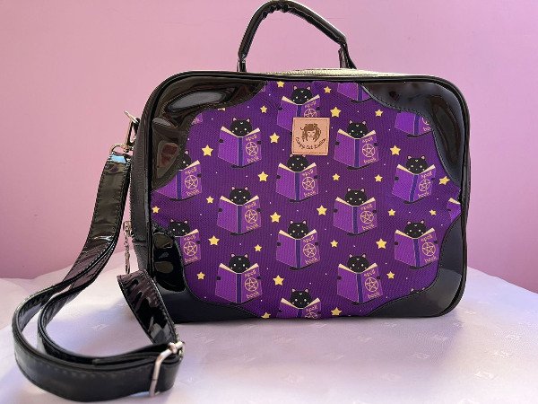 Producto - Cartera Spell Book