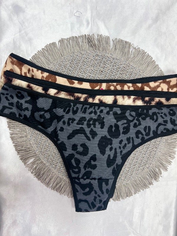 Producto - less especiales print