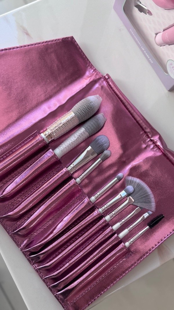 Producto - Set de Brochas con Estuche Glitter