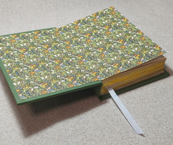 Producto - Cuaderno Verde A6 - Tapa Dura - 400 páginas - 2
