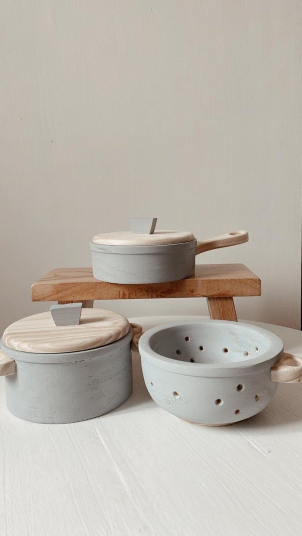 Producto - Juego de ollas + colador