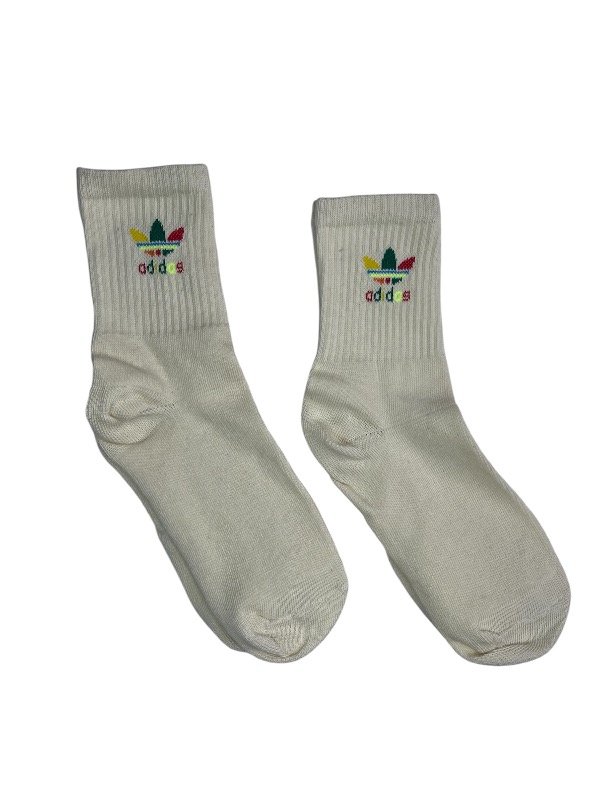 Producto - Adi. Beige Logo Multicolor