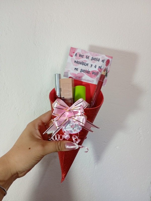 Producto - Ramo de maquillaje Lip combo