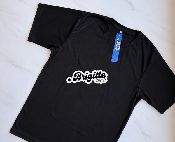 Producto - Remera negra