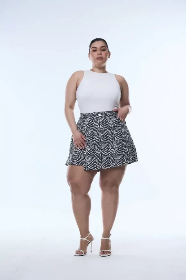 Producto - Short POLLERA CASSIREA - rígido