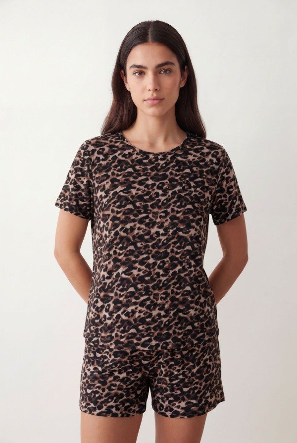 Producto - FERAL PIJAMA REMERA M/C Y SHORT CON BOLSILLOS - 0