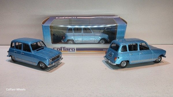 Producto - RENAULT 4L 1/64 CON SUSPENSION CELESTE