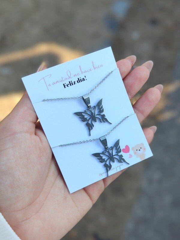 Producto - Collares para compartir x2 mariposas