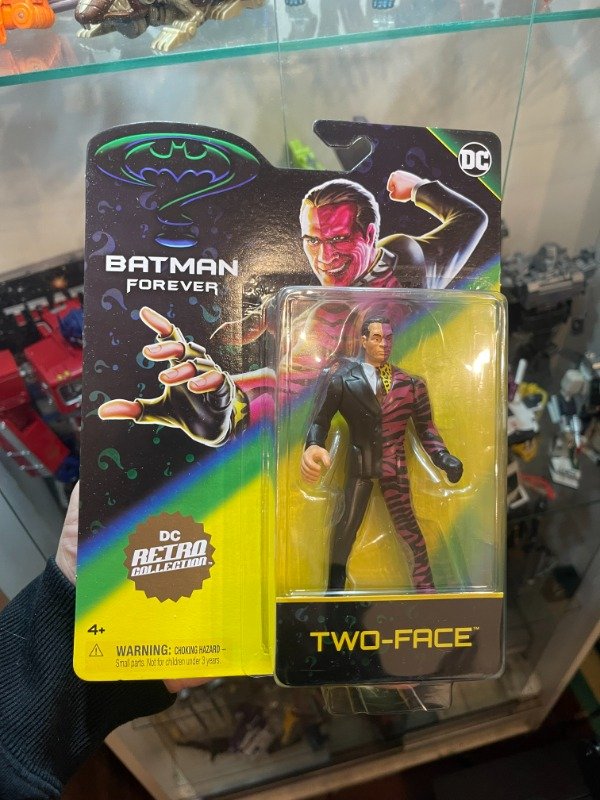 Producto - DC Retro Collection Batman Forever Two Face Spin Master