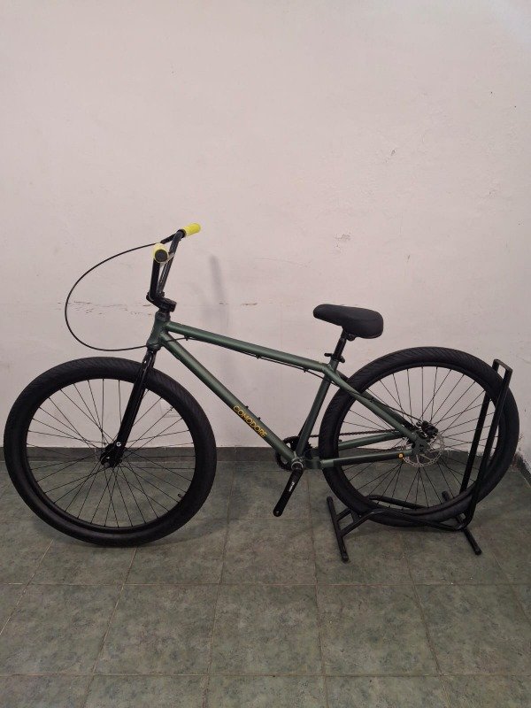 Producto - Bicicleta Glint Comodore  Rodado 29, Estilo Cruiser/BMX (Verde)
