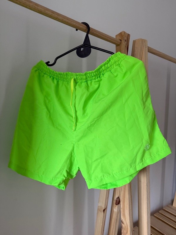 Producto - Short de baño verde fluo