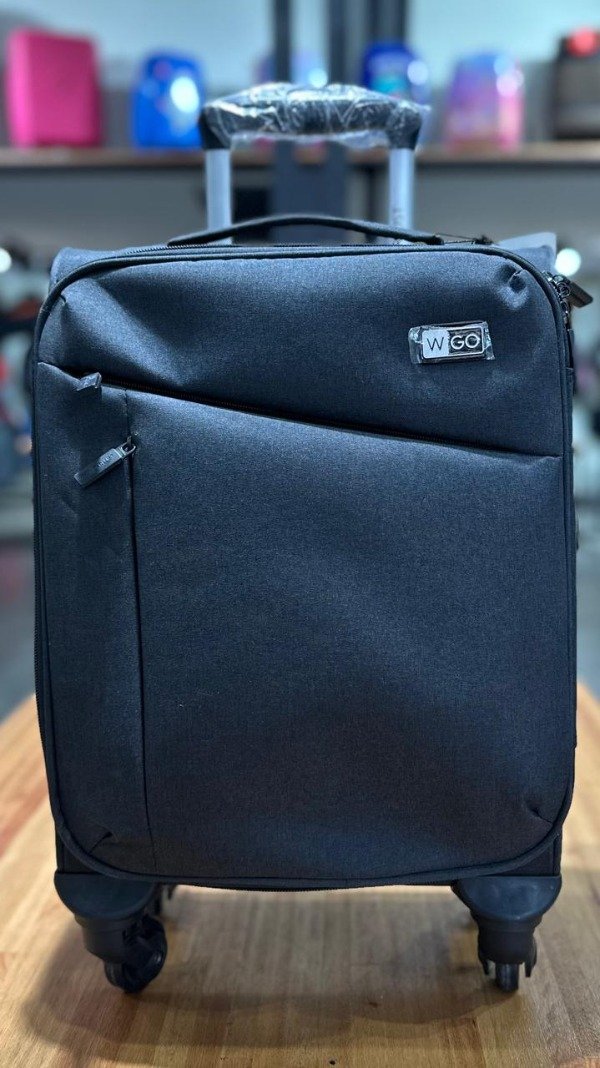 Producto - Valija Wanderlust SemiRigida 18" Carry On