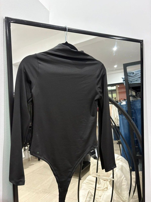 Producto - body cuello medio