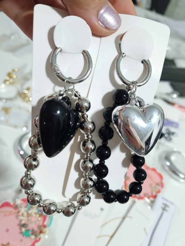 Producto - Bag Charm Corazón y Perlas
