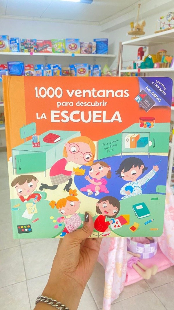 Producto - Libro "1000 ventanas para descubrir la escuela" Levanta y descubre
