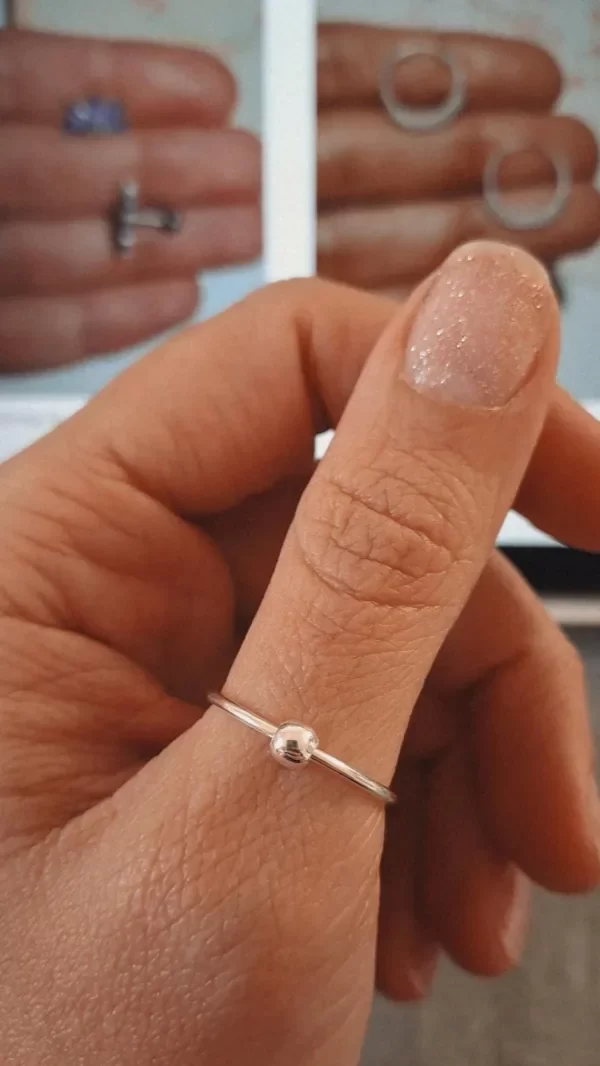 Producto - Anillo de Plata Antiestrés con 1 Bolita