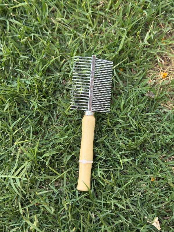 Producto - Peine doble mango madera