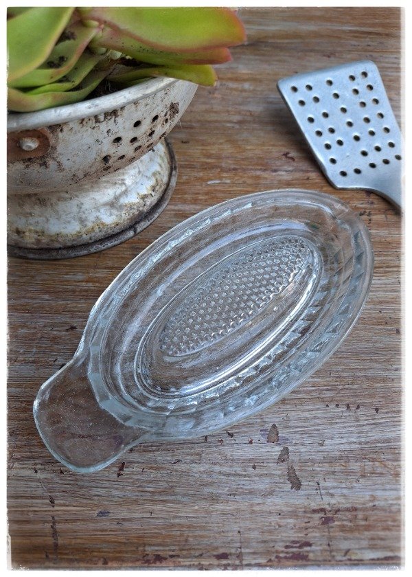 Producto - Rallador de manzana vidrio prensado