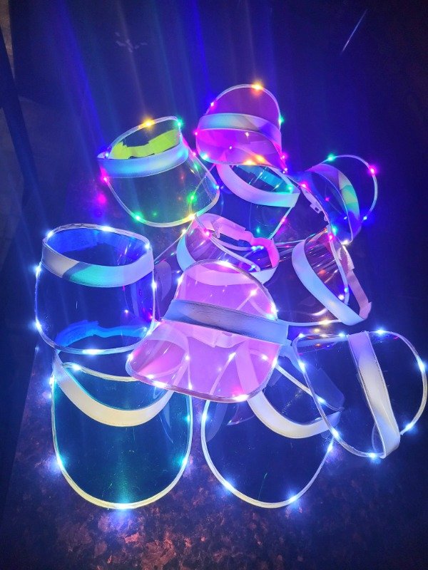 Producto - Gorras Viseras Pockers Led x 12