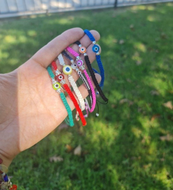 Producto - Pulsera amuleto trenzadas