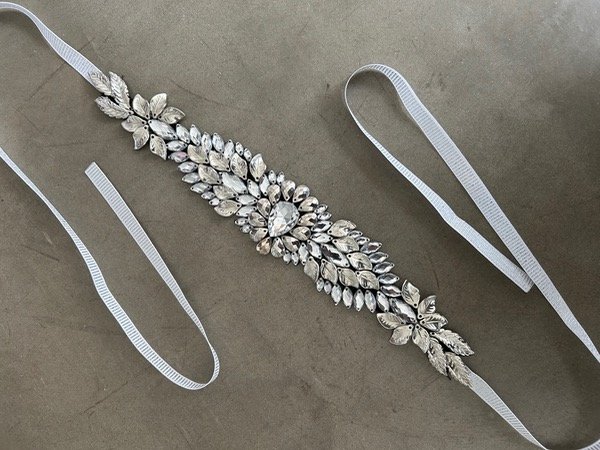 Producto - Cinto plateado