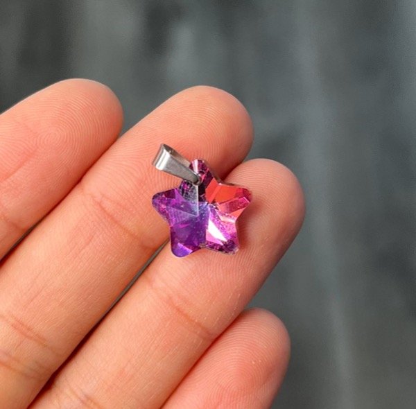 Producto - AQ dije estrella tornasolada 1