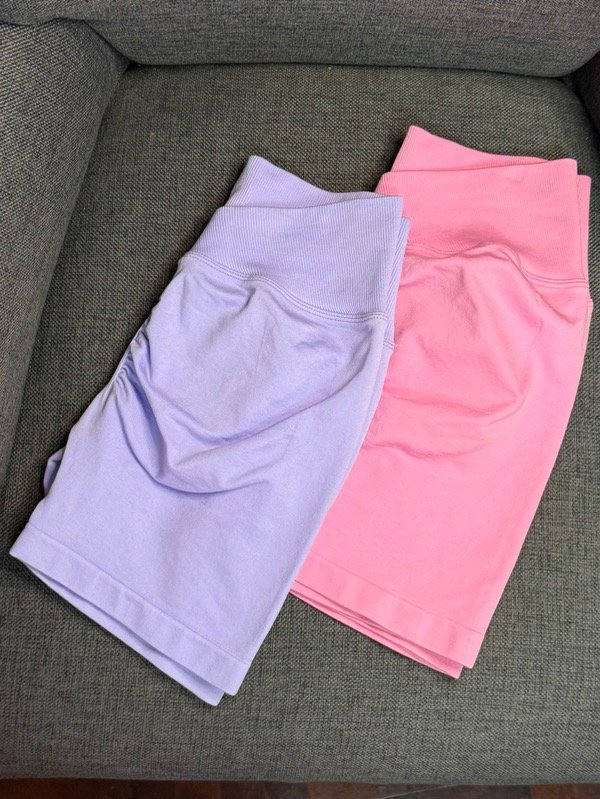 Producto - SHORT DEPORTIVO EN V