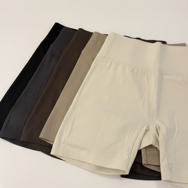 Producto - Calza corta con bolsillo