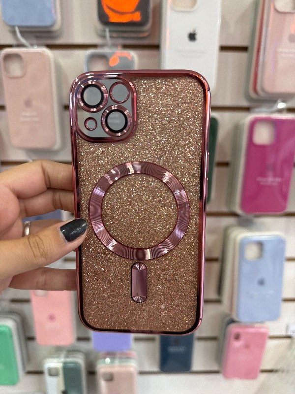 Producto - Funda MagSafe glitter rosa iph 14