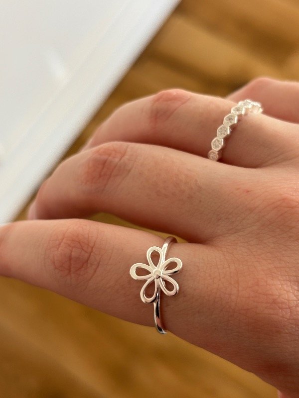 Producto - Anillo Flor Serena