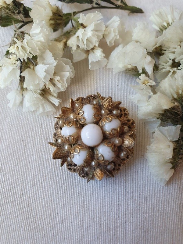 Producto - Mini Broche White Romance