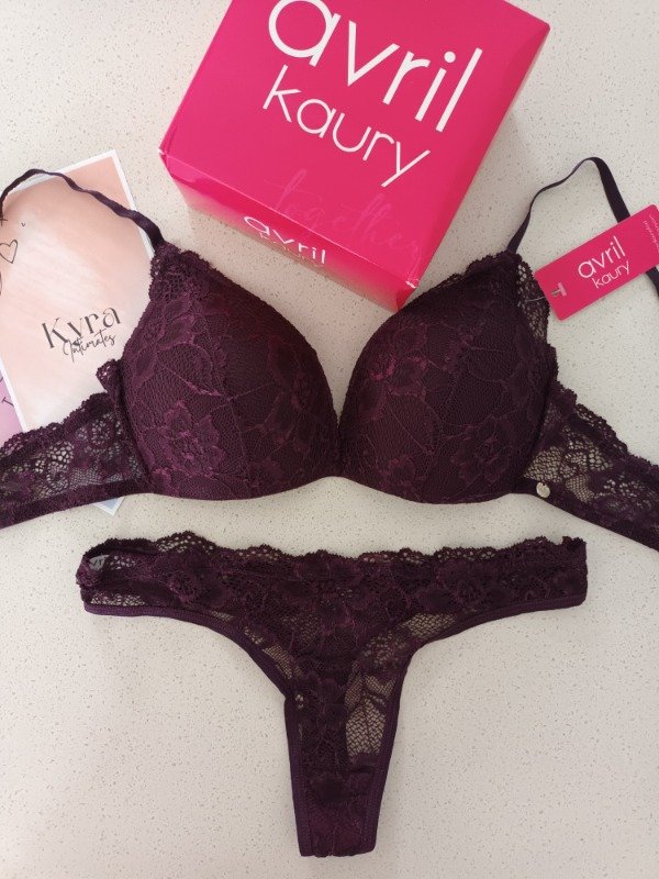 Producto - 1003- Conjunto puntilla AVRIL KAURY