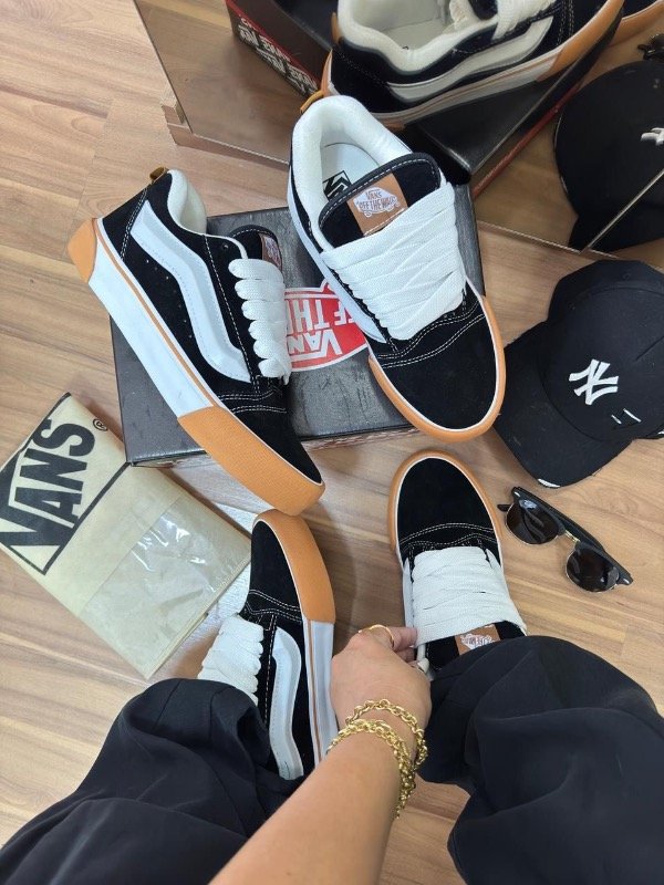 Producto - VANS KNU DL
