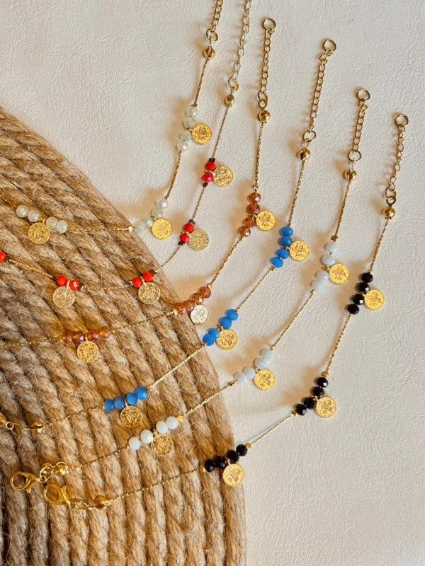 Producto - Pulseras moneda y cristales de roca