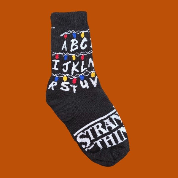 Producto - Tenis "Stranger Things Negra"