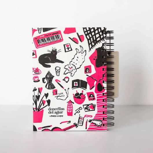 Producto - Nada como el lápiz y el papel - Agenda 2027 - Ilustrada por María Luque. - 16