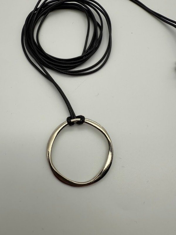 Producto - Chocker círculo irregular